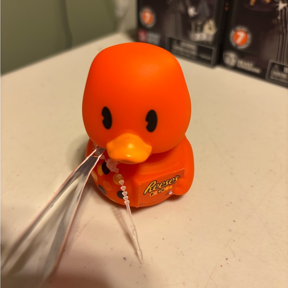 Reese's Orange Rubber Duck. New - Picture 1 of 3